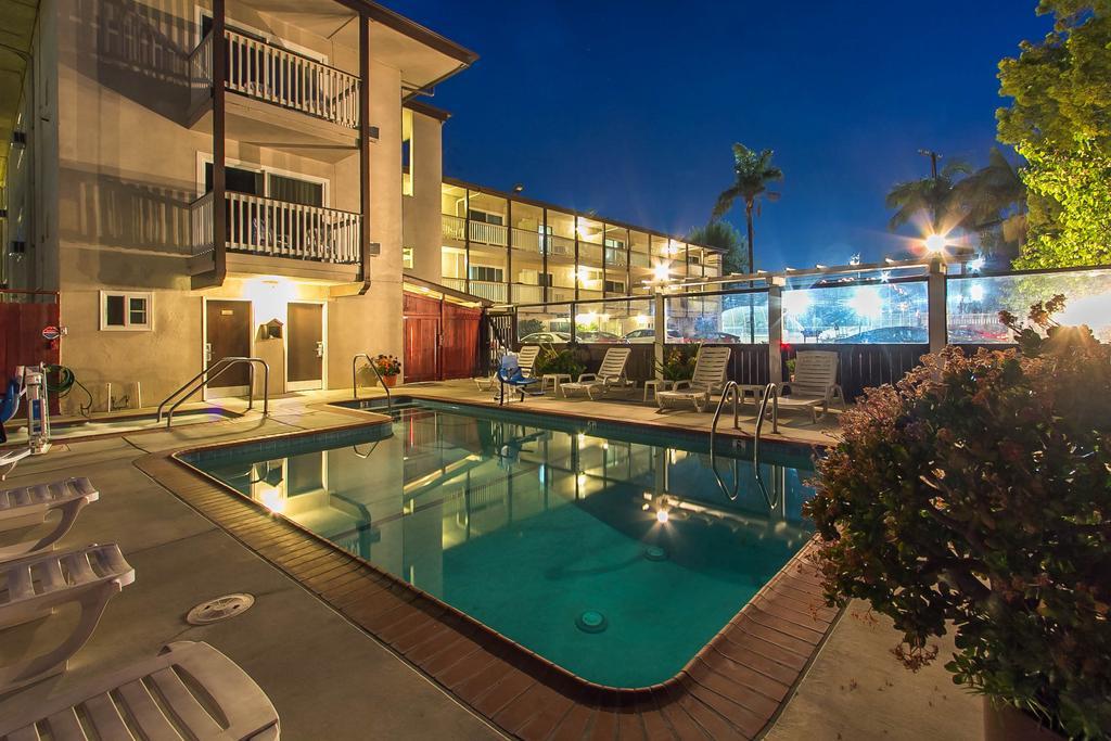 Avania Of 3* Santa Barbara